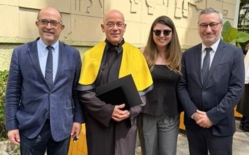 Membro do CA da AULP recebe Honoris Causa